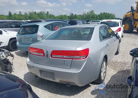 2010 Lincoln Mkz из США, поврежденный, VIN 3LNHL2GCXAR640316